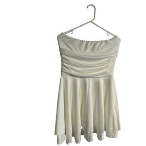 Women’s dress - Size: Large Color: White - New without tags